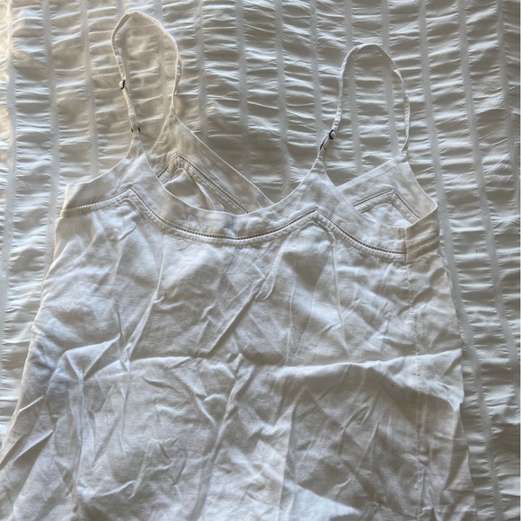 Tank - Picture 2 of 3